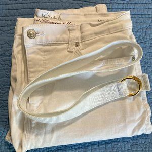 Gloria Vanderbilt, white Amanda shorts, size 8